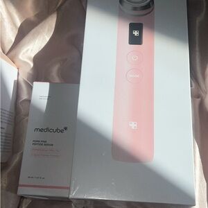 Medicube Age-R Booster Pro + PDRN Pink Peptide Serum